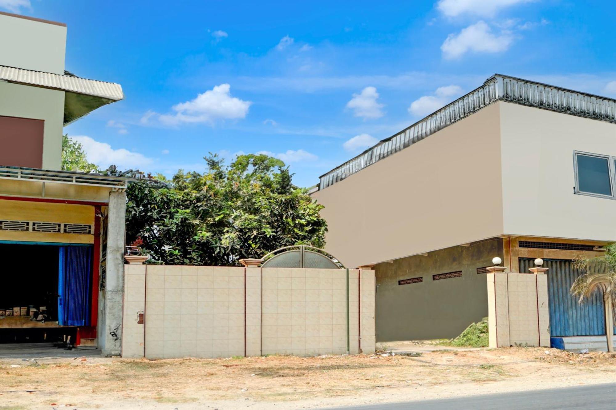 Oyo Life 93083 Nova Jaya 3 Homestay Syariah Lamongan Exterior foto